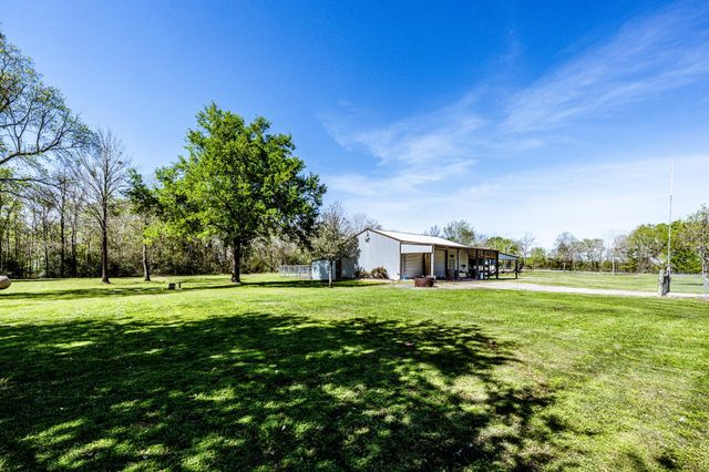 53 Lynell Drive, Huntsville, TX 77320