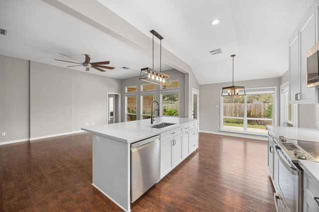 3422 Mcmahon Way, Missouri City, TX 77459