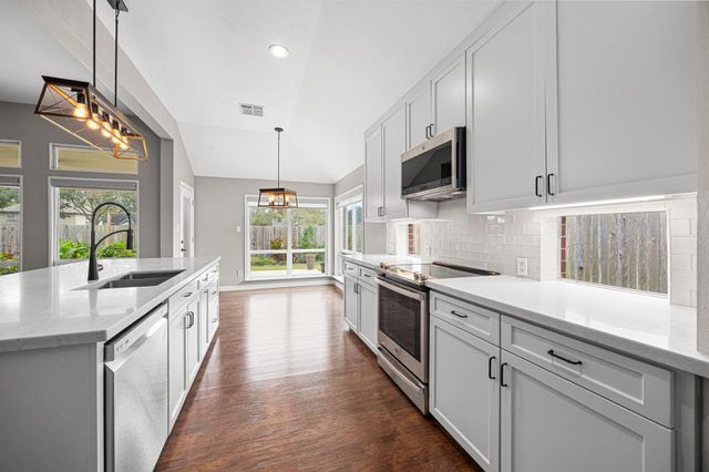 3422 Mcmahon Way, Missouri City, TX 77459