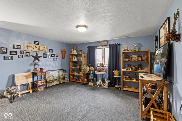 5091 Alexandria Pike, Anderson, IN 46012