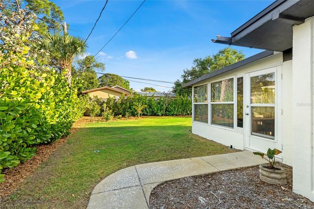 2310 CATALONIA WAY S, St Petersburg, FL 33712