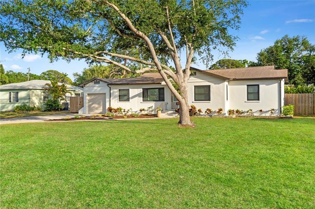 2310 CATALONIA WAY S, St Petersburg, FL 33712