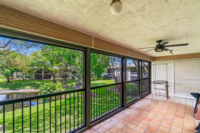 46 Stratford Lane W D, Boynton Beach, FL 33436