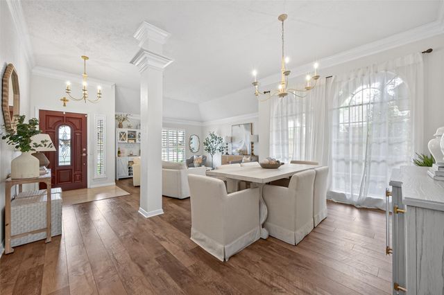 819 Maplewood Falls Court, Houston, TX 77062