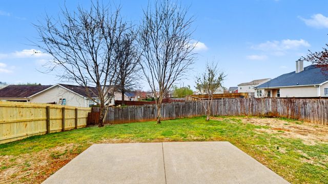 4002 Strata Dr, Spring Hill, TN 37174