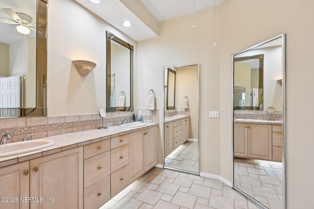 1909 MEDINAH Lane, Green Cove Springs, FL 32043