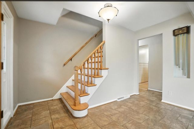 1398 Colonial Drive, Green Twp, OH 45238