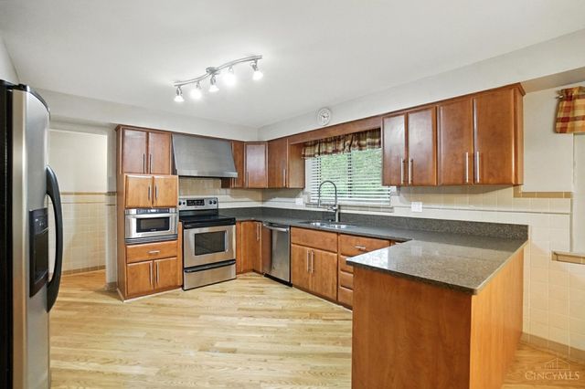 1398 Colonial Drive, Green Twp, OH 45238