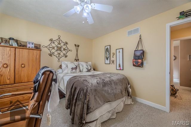 20997 Hideaway Lane, St Robert, MO 65584