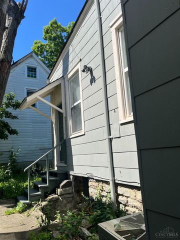 1929 Dana Avenue, Cincinnati, OH 45207