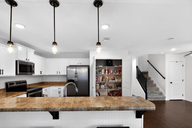 507 Eisenhower Drive, Crestview, FL 32539