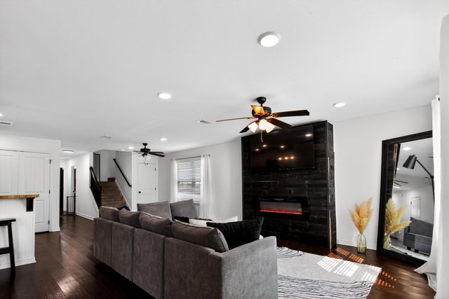 507 Eisenhower Drive, Crestview, FL 32539