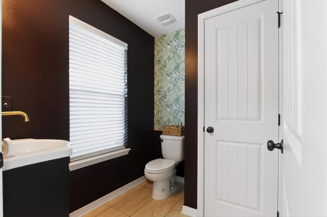 507 Eisenhower Drive, Crestview, FL 32539