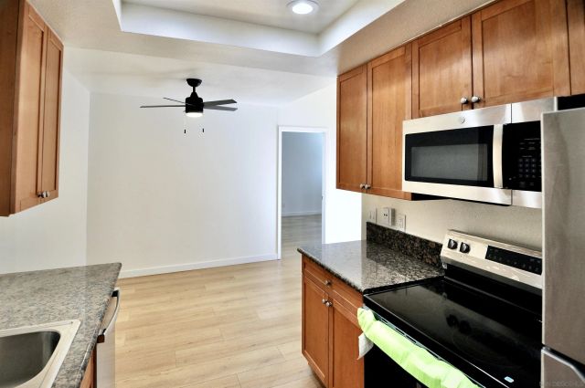 10240 Black Mountain Rd 106, San Diego, CA 92126