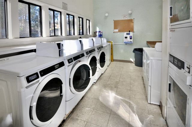 10240 Black Mountain Rd 106, San Diego, CA 92126