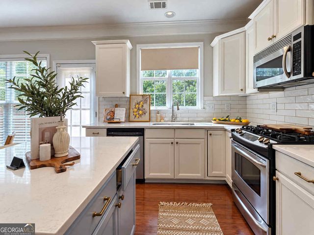 2318 Limehurst Drive NE, Brookhaven, GA 30319