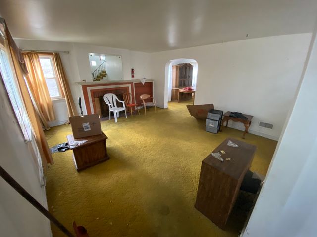10508 S Forest Avenue, Chicago, IL 60628