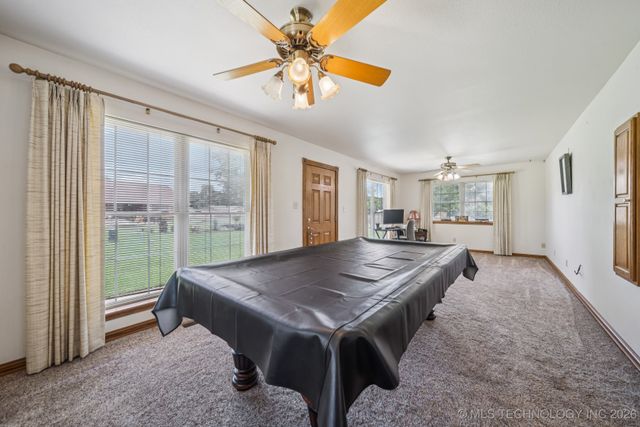 2207 Fieldstone Court, Okmulgee, OK 74447