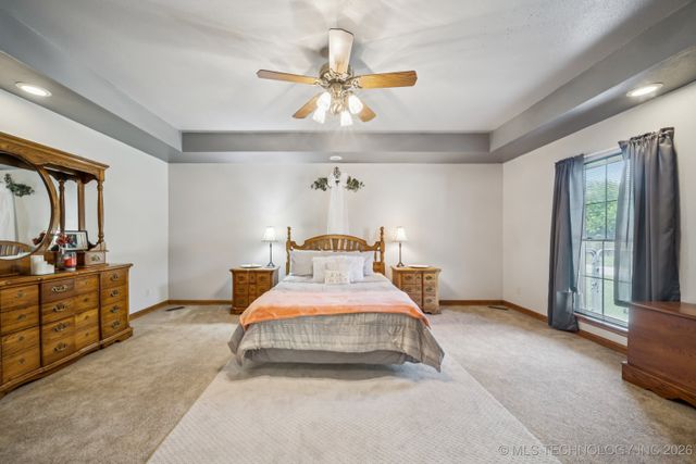 2207 Fieldstone Court, Okmulgee, OK 74447