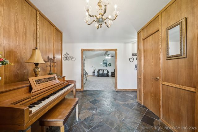 2207 Fieldstone Court, Okmulgee, OK 74447