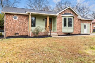 111 Matt Ct, Gallatin, TN 37066