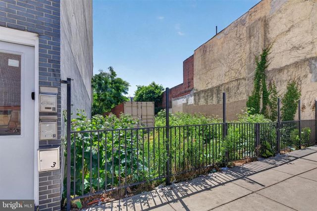 1640 RIDGE AVE, Philadelphia, PA 19130