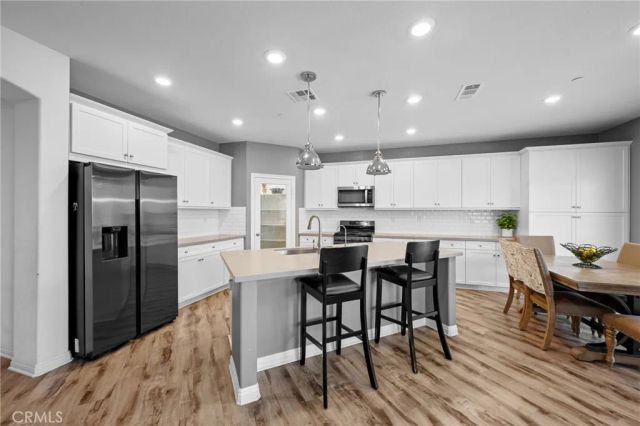 9236 Rainsong Avenue, Hesperia, CA 92344