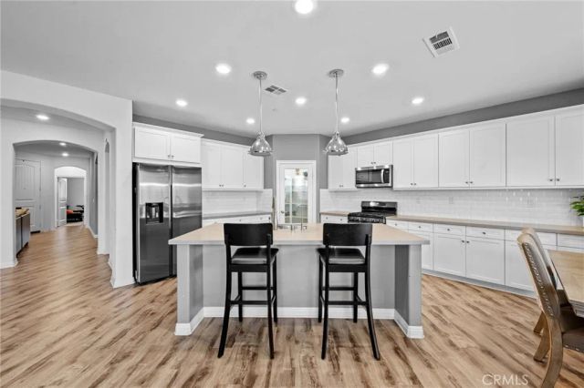 9236 Rainsong Avenue, Hesperia, CA 92344