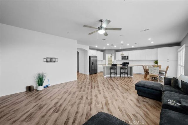 9236 Rainsong Avenue, Hesperia, CA 92344