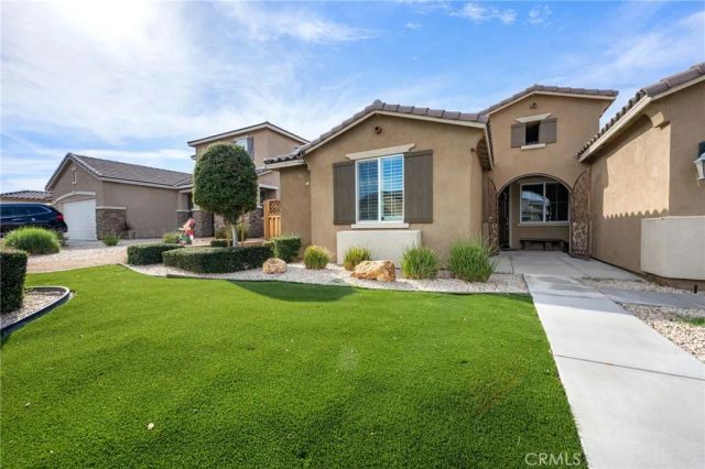 9236 Rainsong Avenue, Hesperia, CA 92344