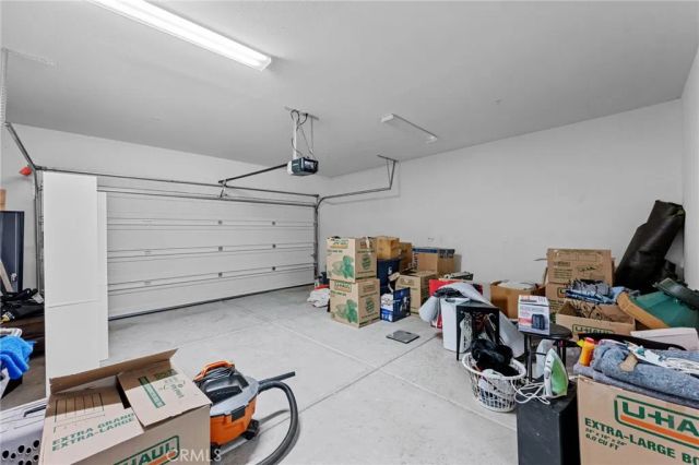 9236 Rainsong Avenue, Hesperia, CA 92344