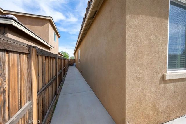 9236 Rainsong Avenue, Hesperia, CA 92344