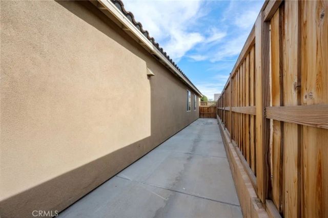 9236 Rainsong Avenue, Hesperia, CA 92344