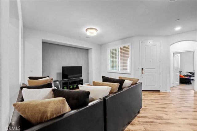 9236 Rainsong Avenue, Hesperia, CA 92344