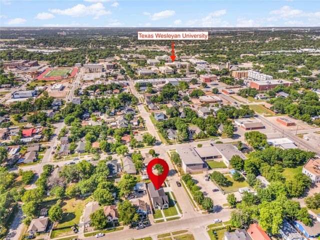 3021 Avenue J, Fort Worth, TX 76105