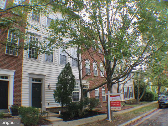 11837 WHITWORTH CANNON LN, Bristow, VA 20136