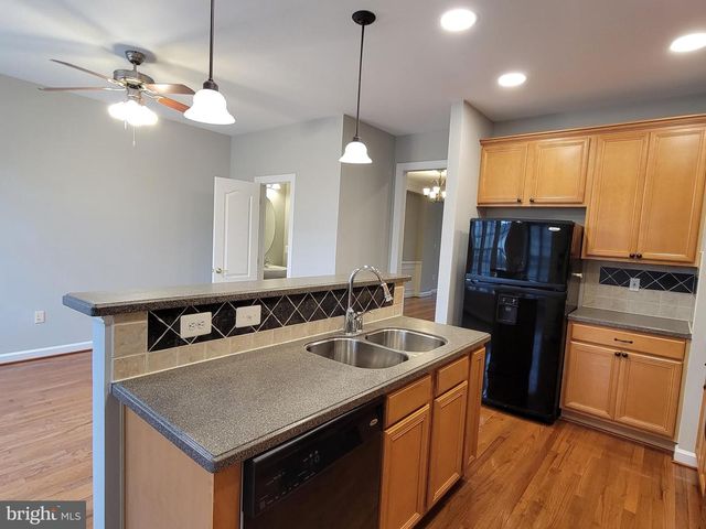 11837 WHITWORTH CANNON LN, Bristow, VA 20136