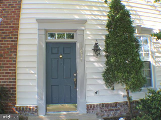 11837 WHITWORTH CANNON LN, Bristow, VA 20136