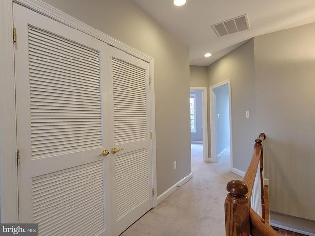 11837 WHITWORTH CANNON LN, Bristow, VA 20136