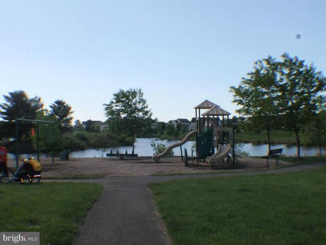 11837 WHITWORTH CANNON LN, Bristow, VA 20136