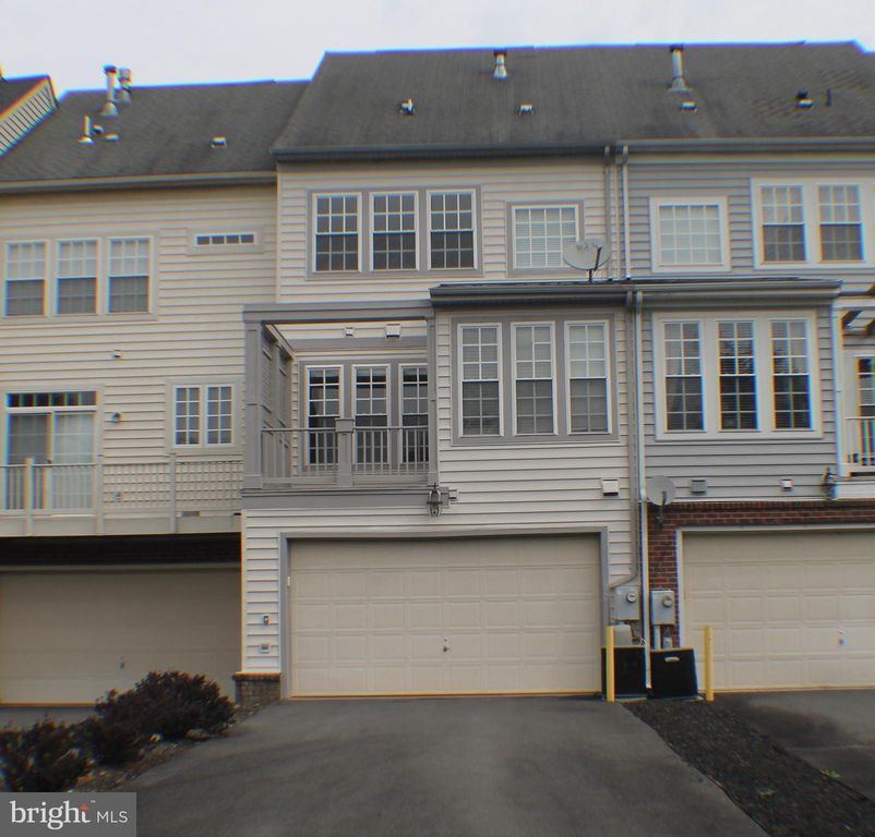 11837 WHITWORTH CANNON LN, Bristow, VA 20136