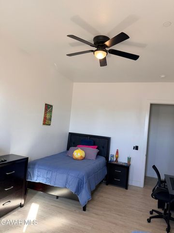 3711 W Avenue M 11, Lancaster, CA 93536