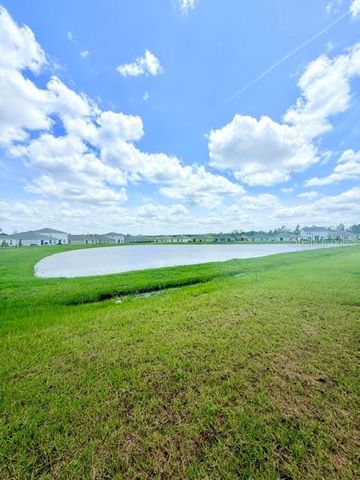 5135 MAGNOLIA DRIVE, Daytona Beach, FL 32124