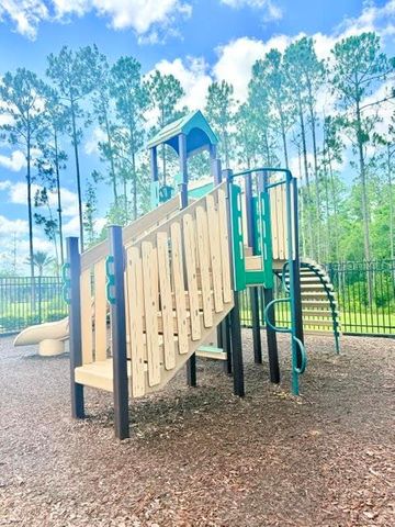 5135 MAGNOLIA DRIVE, Daytona Beach, FL 32124