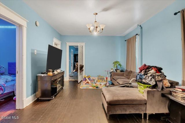 2418 Campbell Avenue, Schenectady, NY 12306