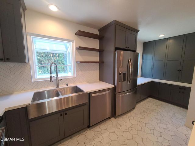 933 21st Street 12, Santa Monica, CA 90403