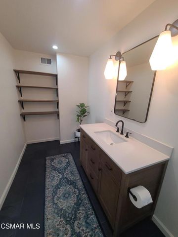 933 21st Street 12, Santa Monica, CA 90403