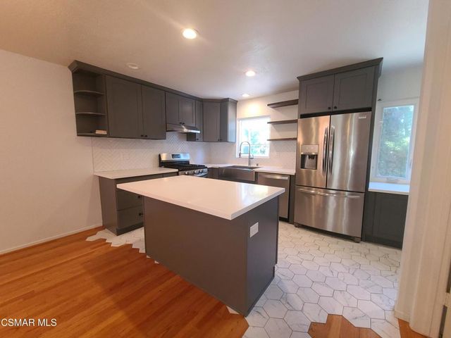 933 21st Street 12, Santa Monica, CA 90403
