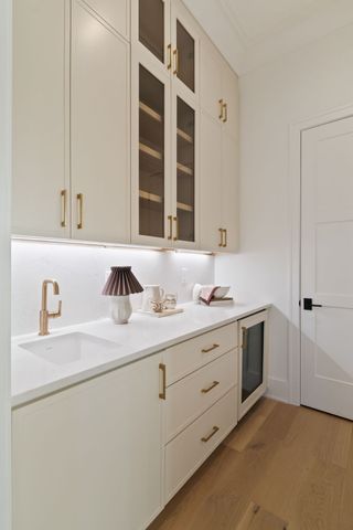 1708 Southwick Dr, Brentwood, TN 37027