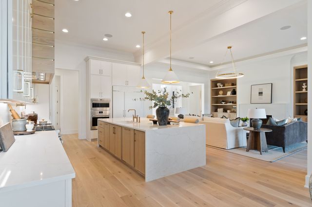 1708 Southwick Dr, Brentwood, TN 37027